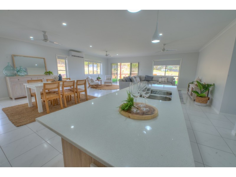 16 Seascape Close, Agnes Water QLD 4677