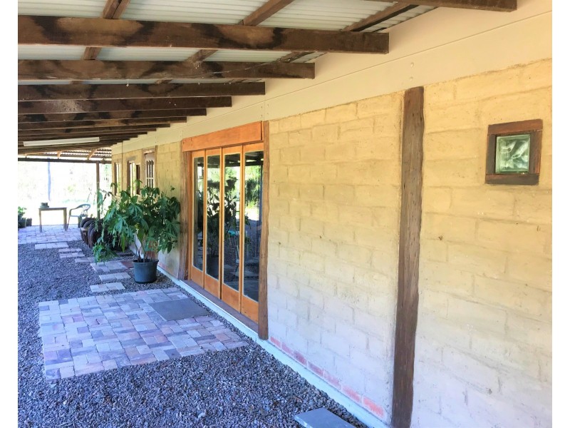 28 Creevey Drive, Captain Creek QLD 4677