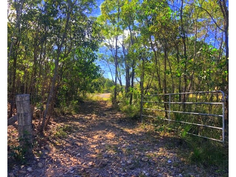 114 Bills Road, Agnes Water QLD 4677