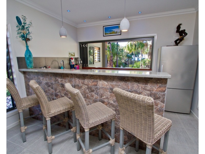 33 Beach Houses Estate Road, Agnes Water QLD 4677