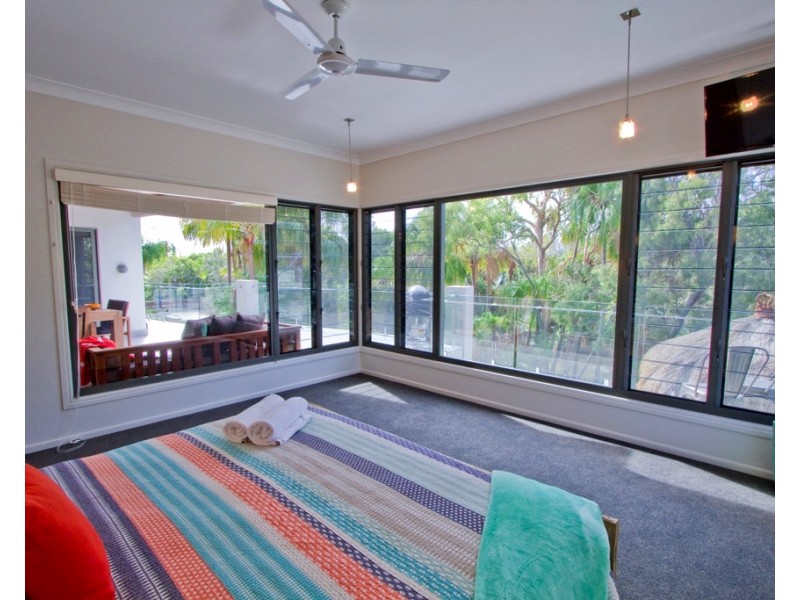 33 Beach Houses Estate Road, Agnes Water QLD 4677