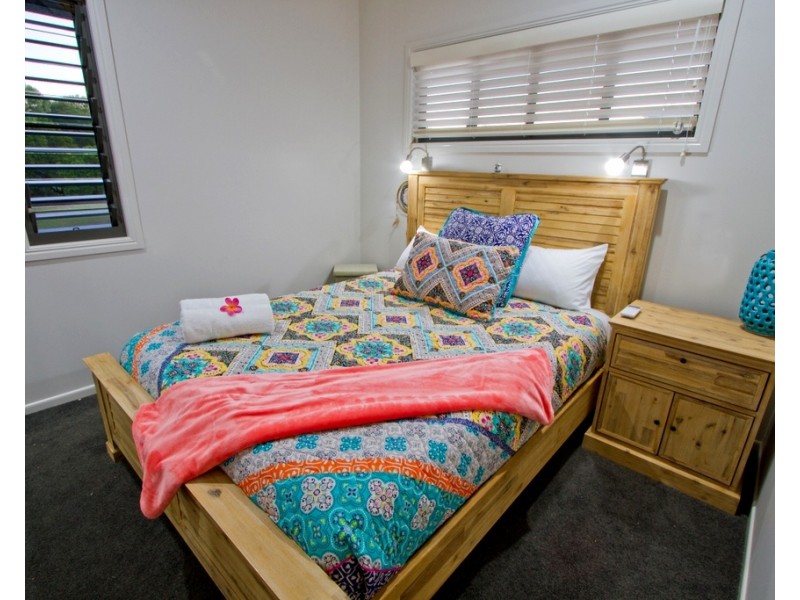 33 Beach Houses Estate Road, Agnes Water QLD 4677