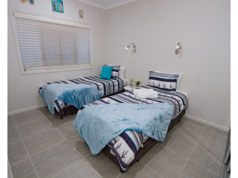 33 Beach Houses Estate Road, Agnes Water QLD 4677