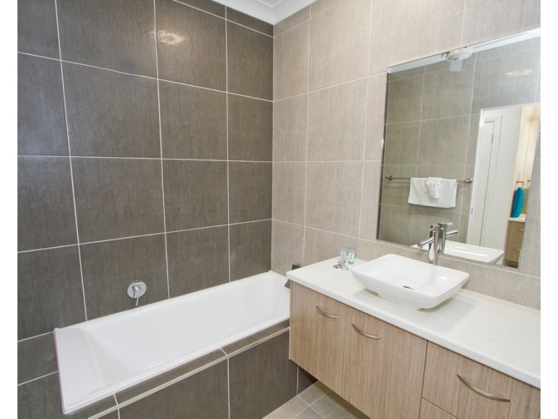 33 Beach Houses Estate Road, Agnes Water QLD 4677