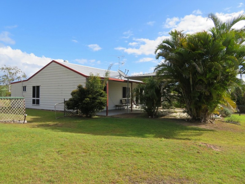 1368 Fingerboard Road, Mount Tom QLD 4677