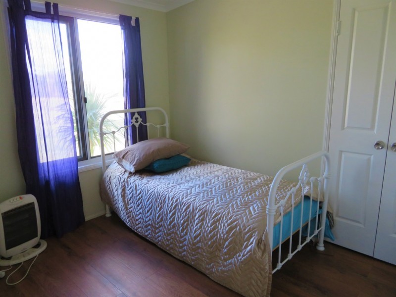 1368 Fingerboard Road, Mount Tom QLD 4677