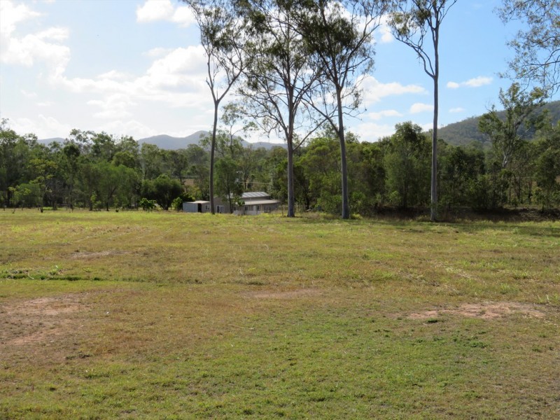 1368 Fingerboard Road, Mount Tom QLD 4677