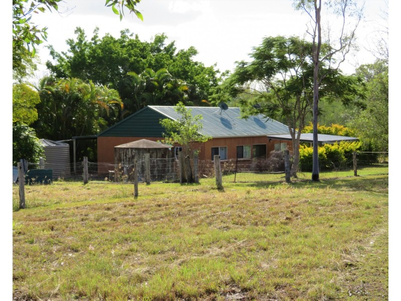 1366 Fingerboard Road, Mount Tom QLD 4677