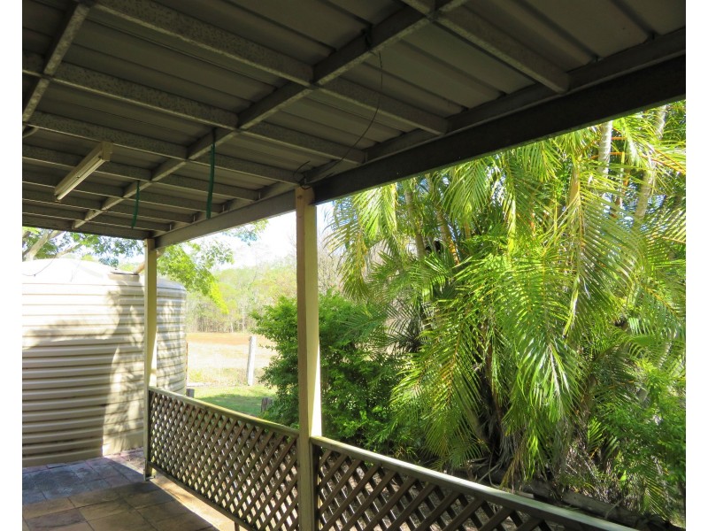 1366 Fingerboard Road, Mount Tom QLD 4677