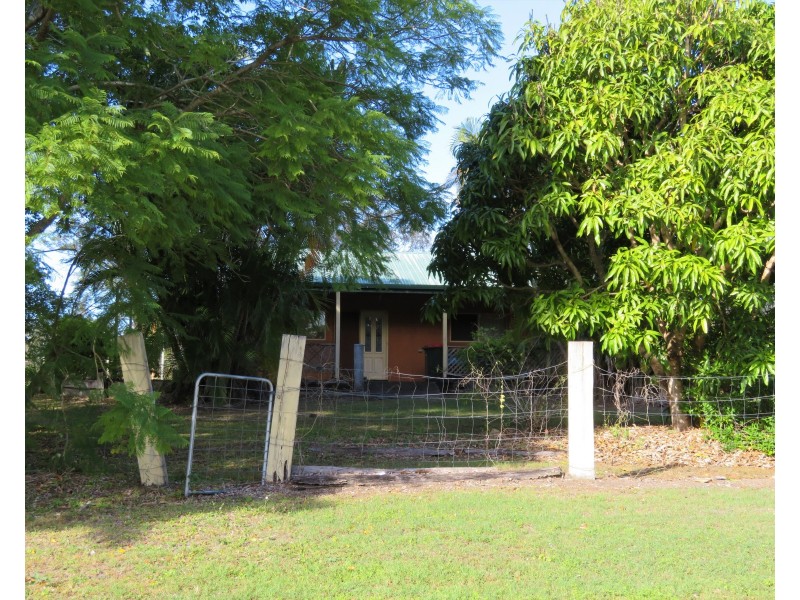 1366 Fingerboard Road, Mount Tom QLD 4677