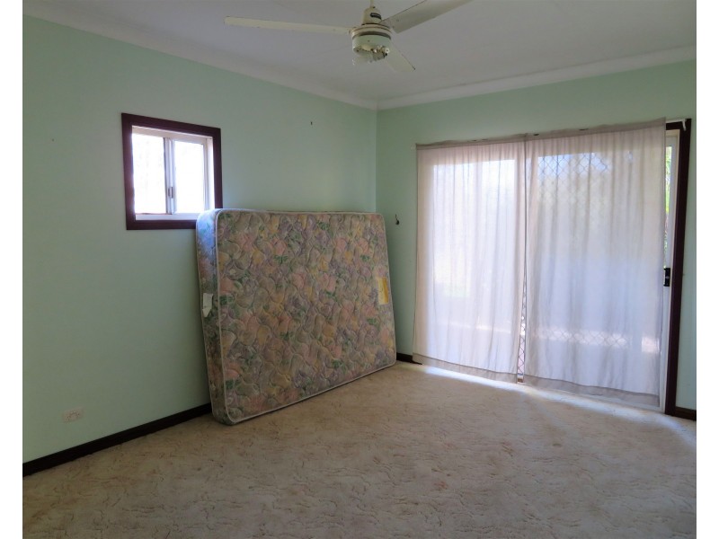1366 Fingerboard Road, Mount Tom QLD 4677