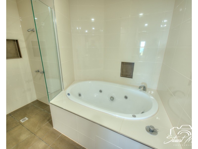 412/1 Beaches Village Circuit, Agnes Water QLD 4677