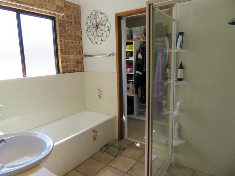 6 Brennan Street, Miriam Vale QLD 4677