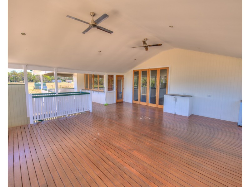 195 Captain Cook Drive, Agnes Water QLD 4677