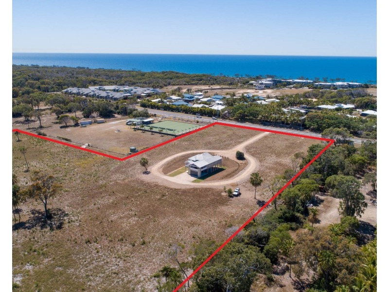 195 Captain Cook Drive, Agnes Water QLD 4677