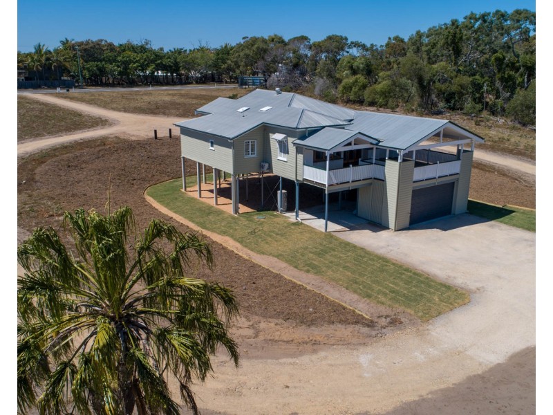 195 Captain Cook Drive, Agnes Water QLD 4677