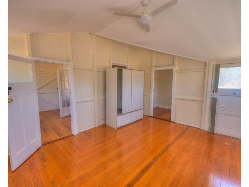 195 Captain Cook Drive, Agnes Water QLD 4677