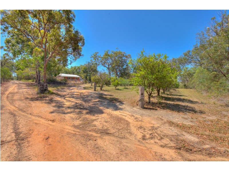 2051 Round Hill Road, Agnes Water QLD 4677