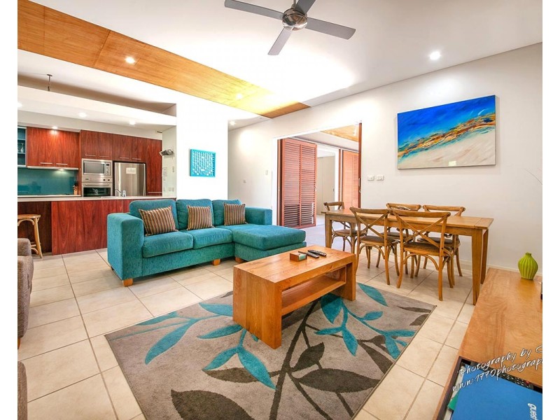 BH 6/10 Ocean Beach Drive, Agnes Water QLD 4677