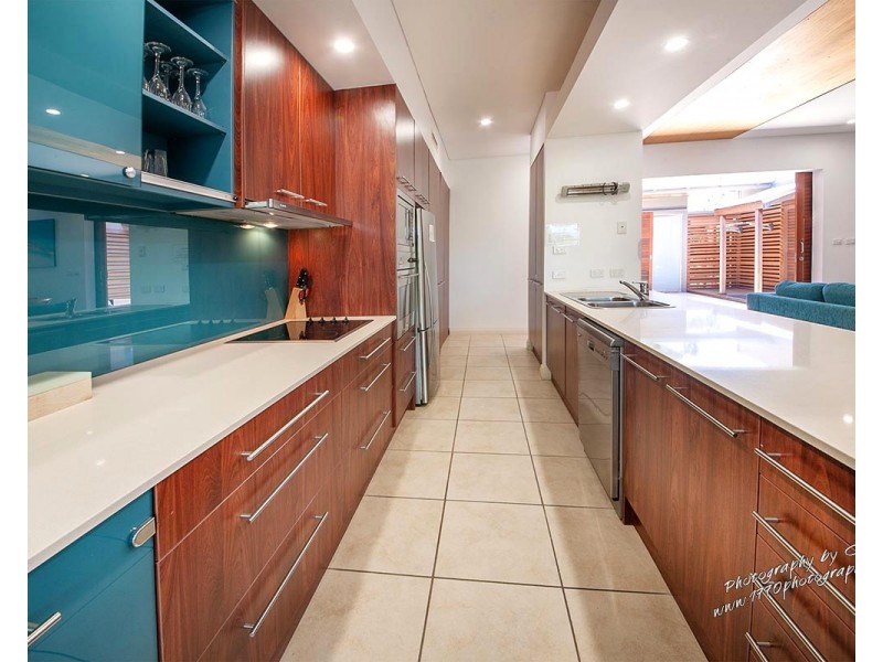 BH 6/10 Ocean Beach Drive, Agnes Water QLD 4677