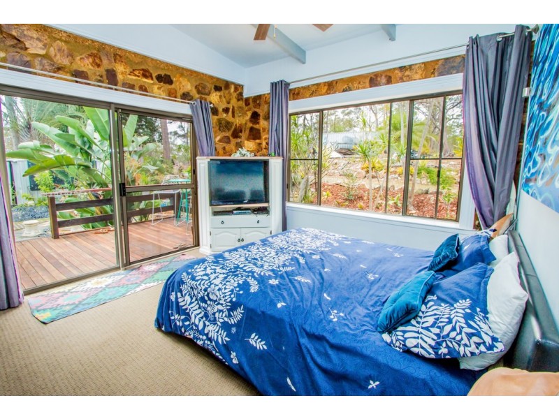 412 Bootmaker Drive, Agnes Water QLD 4677