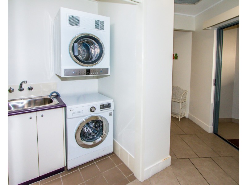 Unit 313 Beaches Village Circuit, Agnes Water QLD 4677
