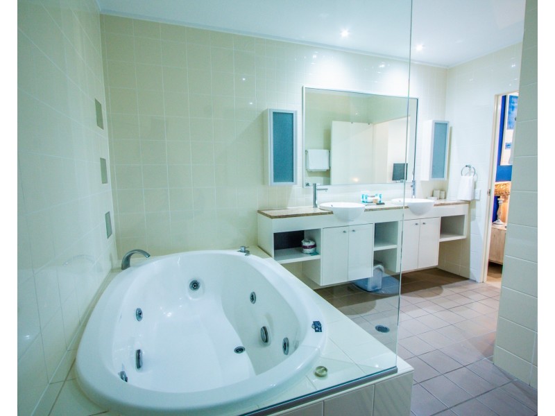 Unit 313 Beaches Village Circuit, Agnes Water QLD 4677