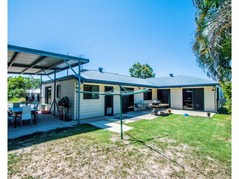 1 Whitby Place, Agnes Water QLD 4677
