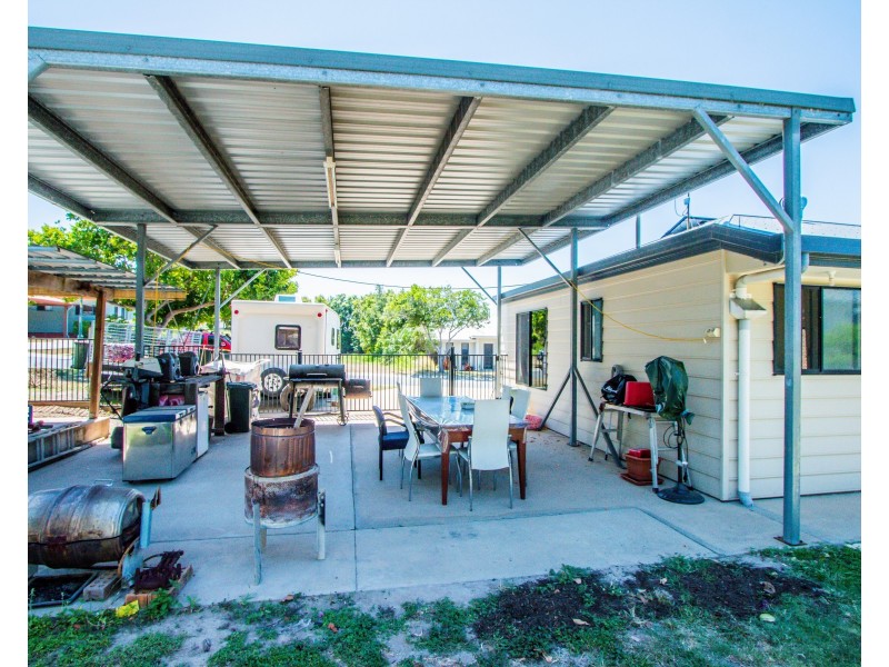 1 Whitby Place, Agnes Water QLD 4677