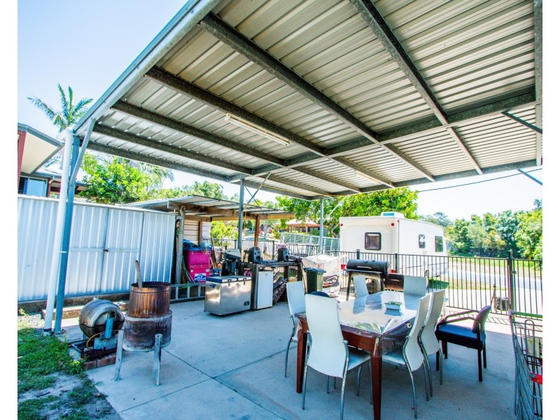 1 Whitby Place, Agnes Water QLD 4677