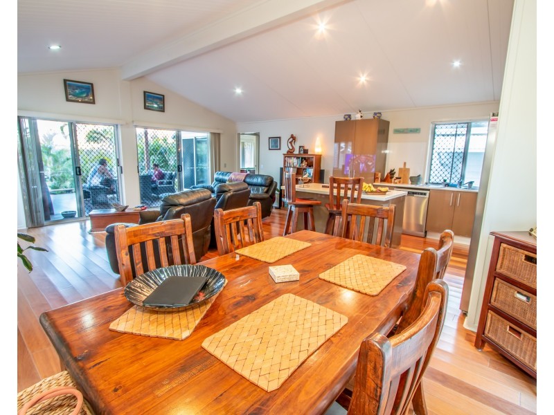 35 ATLANTIS BVD, Agnes Water QLD 4677