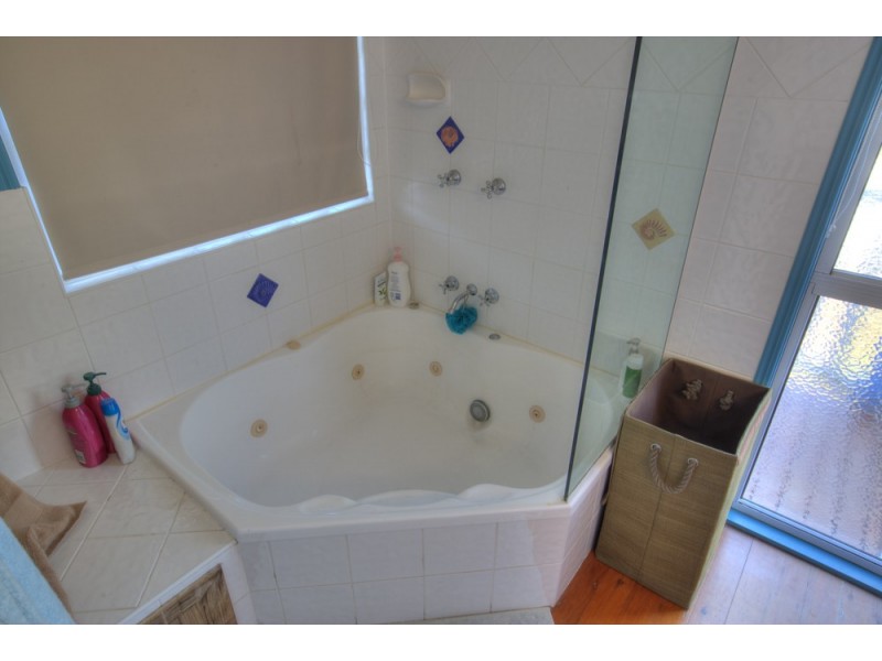 30 Starfish Street, Agnes Water QLD 4677