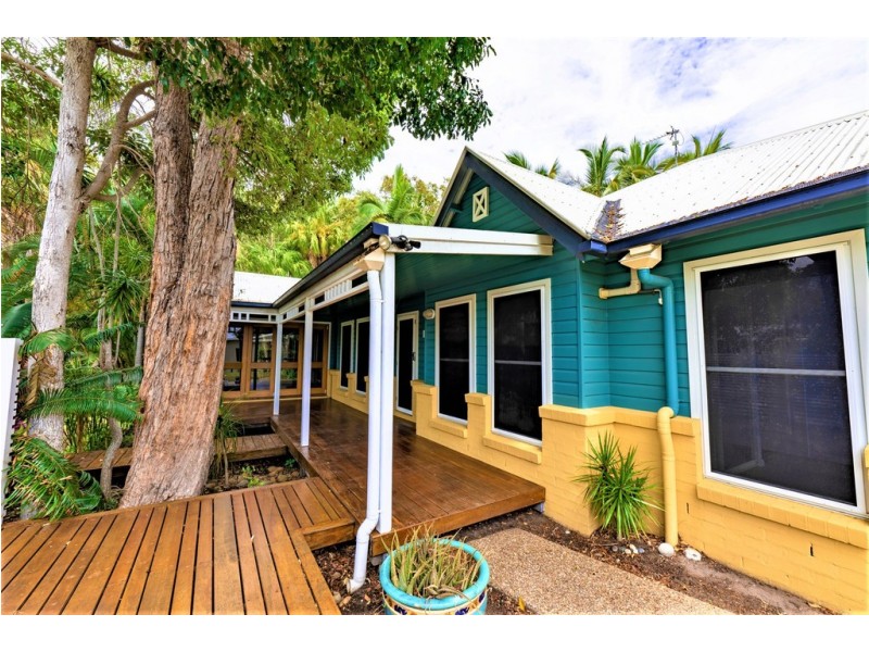 7 Beach Houses Estate Road, Agnes Water QLD 4677