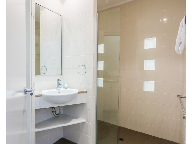 124/2 Beaches Village Circuit, Agnes Water QLD 4677