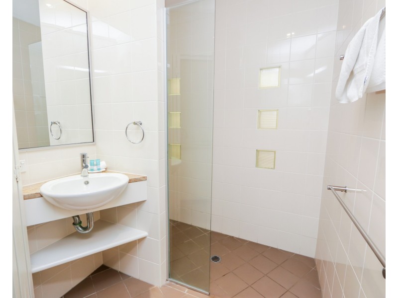 124/2 Beaches Village Circuit, Agnes Water QLD 4677