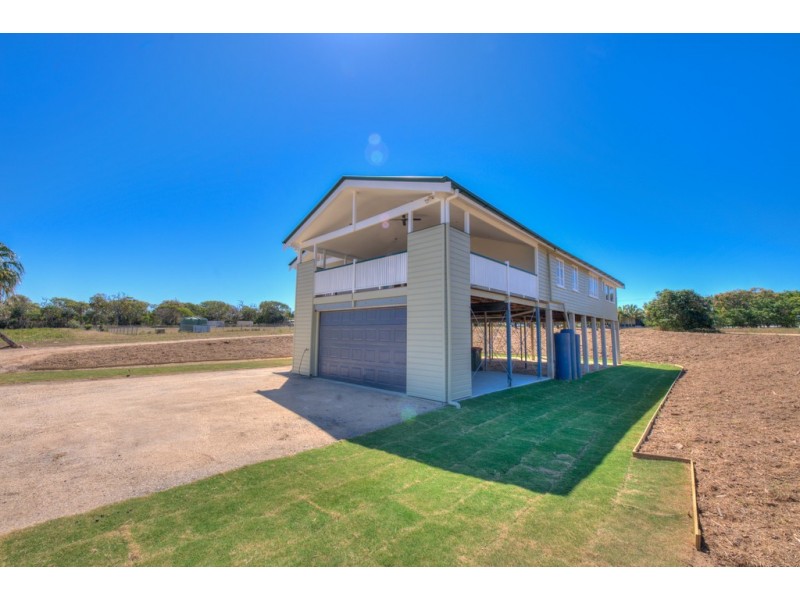 195 Captain Cook Drive, Agnes Water QLD 4677