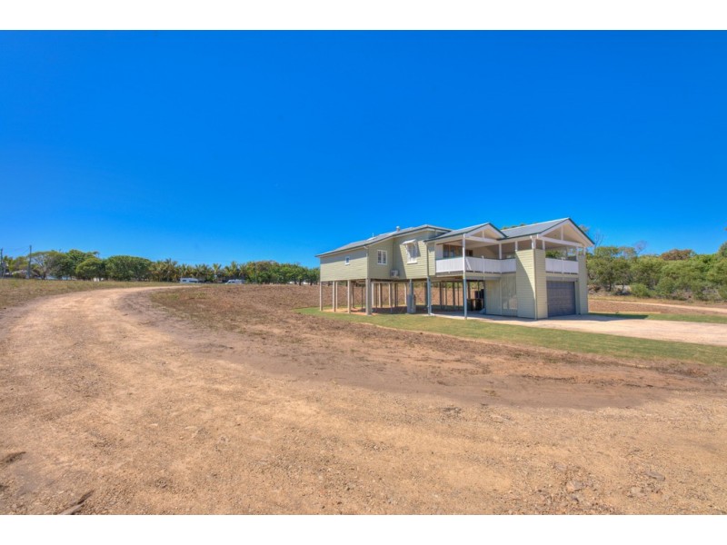 195 Captain Cook Drive, Agnes Water QLD 4677