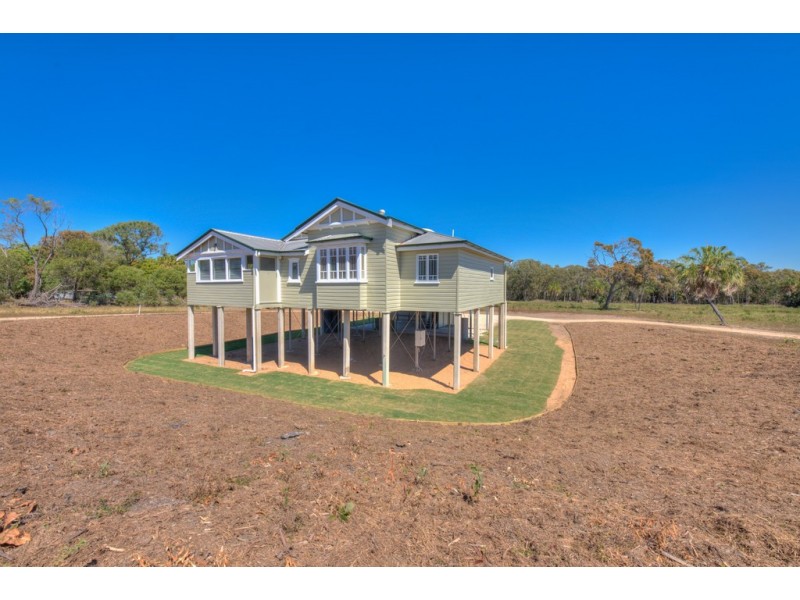 195 Captain Cook Drive, Agnes Water QLD 4677