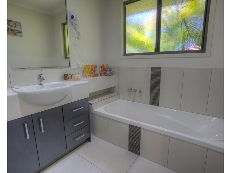 1/16 Starfish Street, Agnes Water QLD 4677