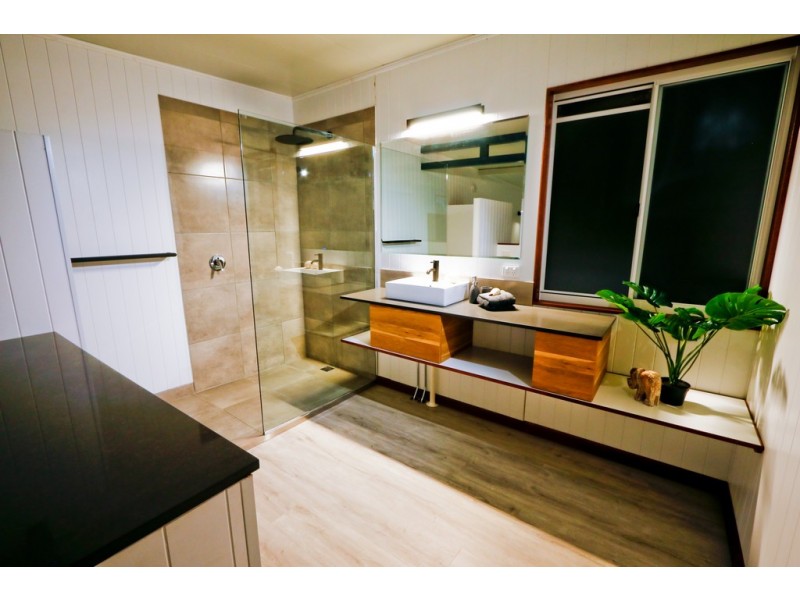 2741 Round Hill Road, Agnes Water QLD 4677