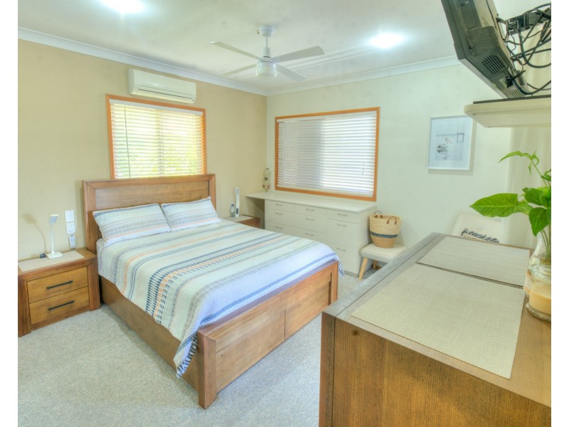 5 Webster Court, Agnes Water QLD 4677