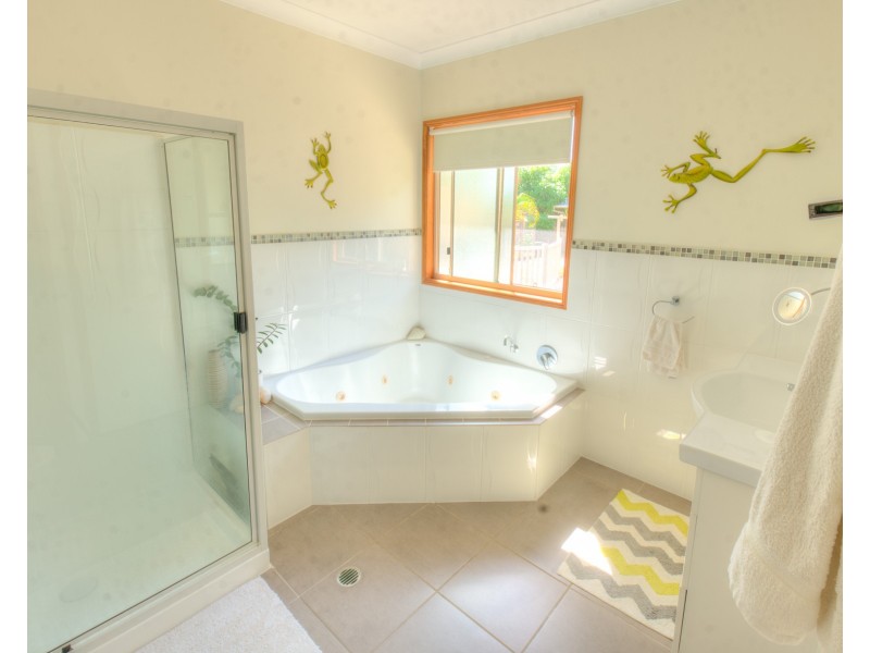 5 Webster Court, Agnes Water QLD 4677