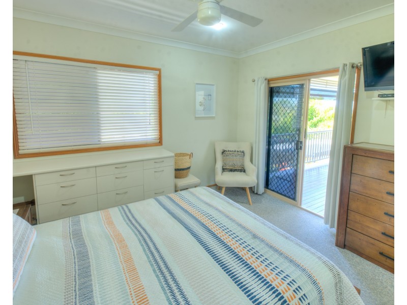 5 Webster Court, Agnes Water QLD 4677