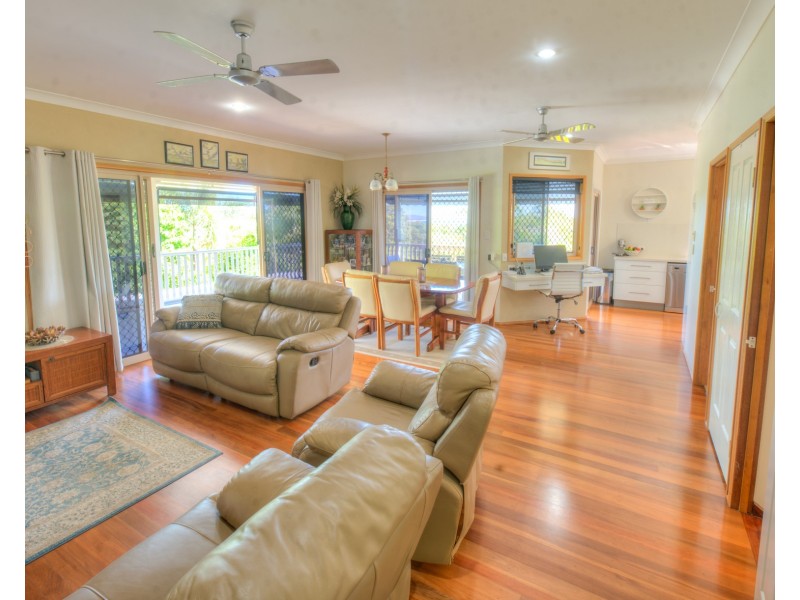 5 Webster Court, Agnes Water QLD 4677