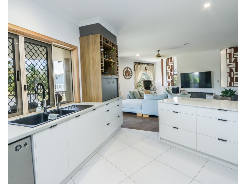 21 Beach Houses Rd, Agnes Water QLD 4677