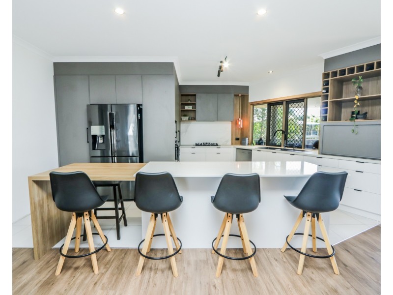 21 Beach Houses Rd, Agnes Water QLD 4677