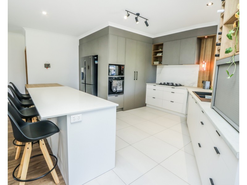 21 Beach Houses Rd, Agnes Water QLD 4677