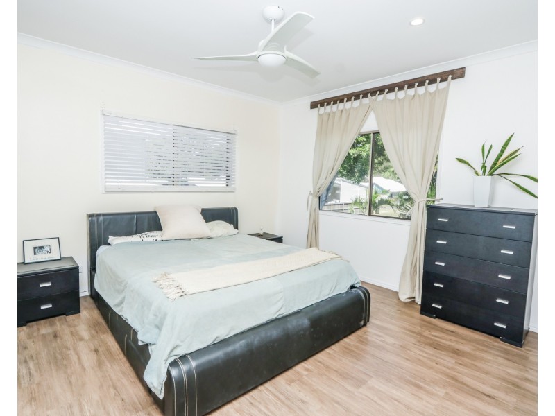 21 Beach Houses Rd, Agnes Water QLD 4677