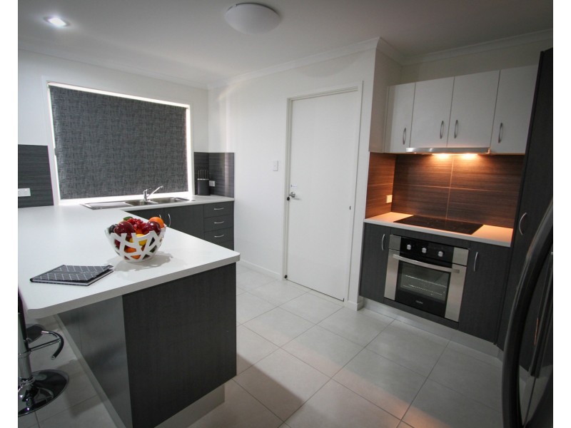 5 Waterfront  Drive, Agnes Water QLD 4677