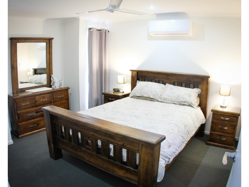 5 Waterfront  Drive, Agnes Water QLD 4677